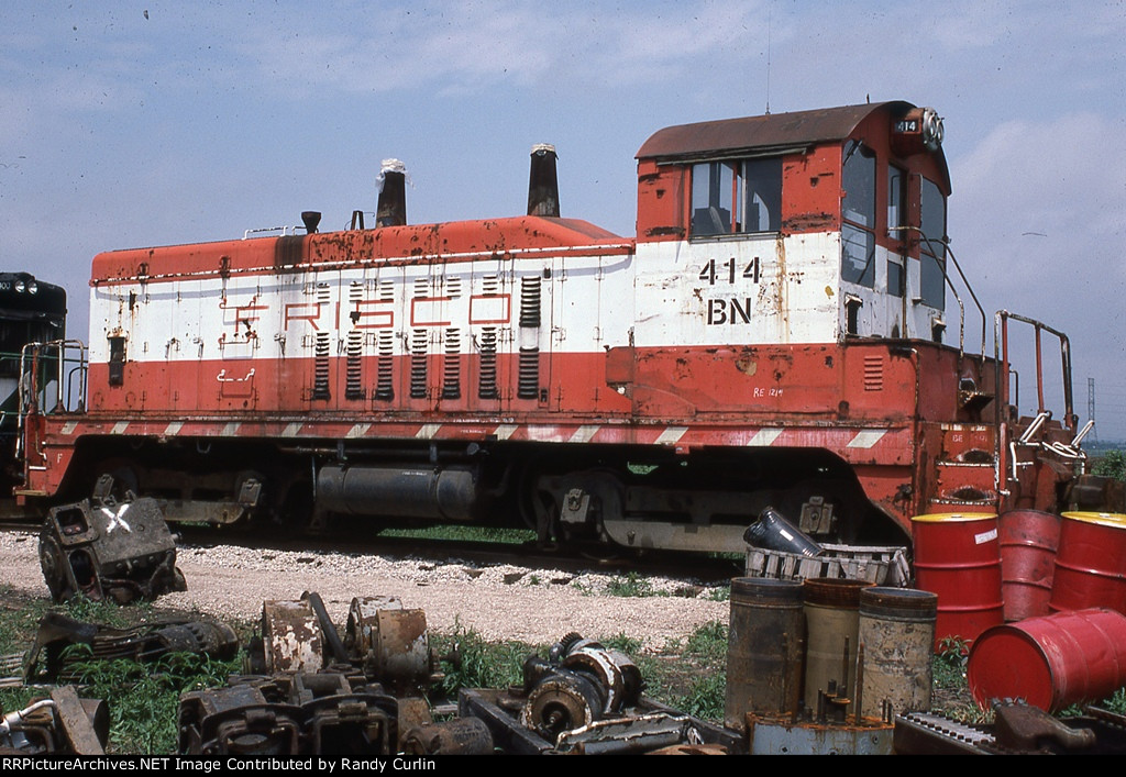 BN 414 in SLSF colors